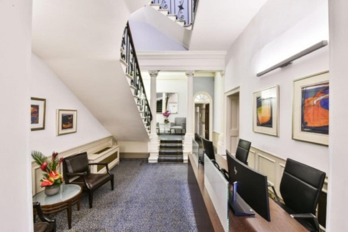 Image of the workspace at Bessborough House, 17 Cavendish Square, Marylebone W1G 0PH