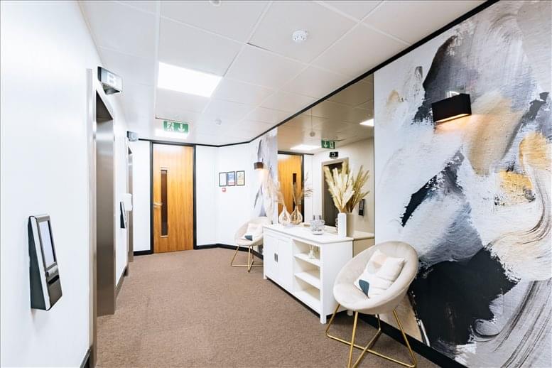 Image of the workspace at Birchin Court, 20 Birchin Lane, City Of London EC3V 9DU