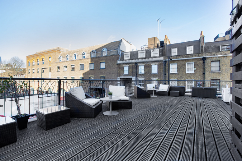 Image of the workspace at Borough High Street SE1 1LB