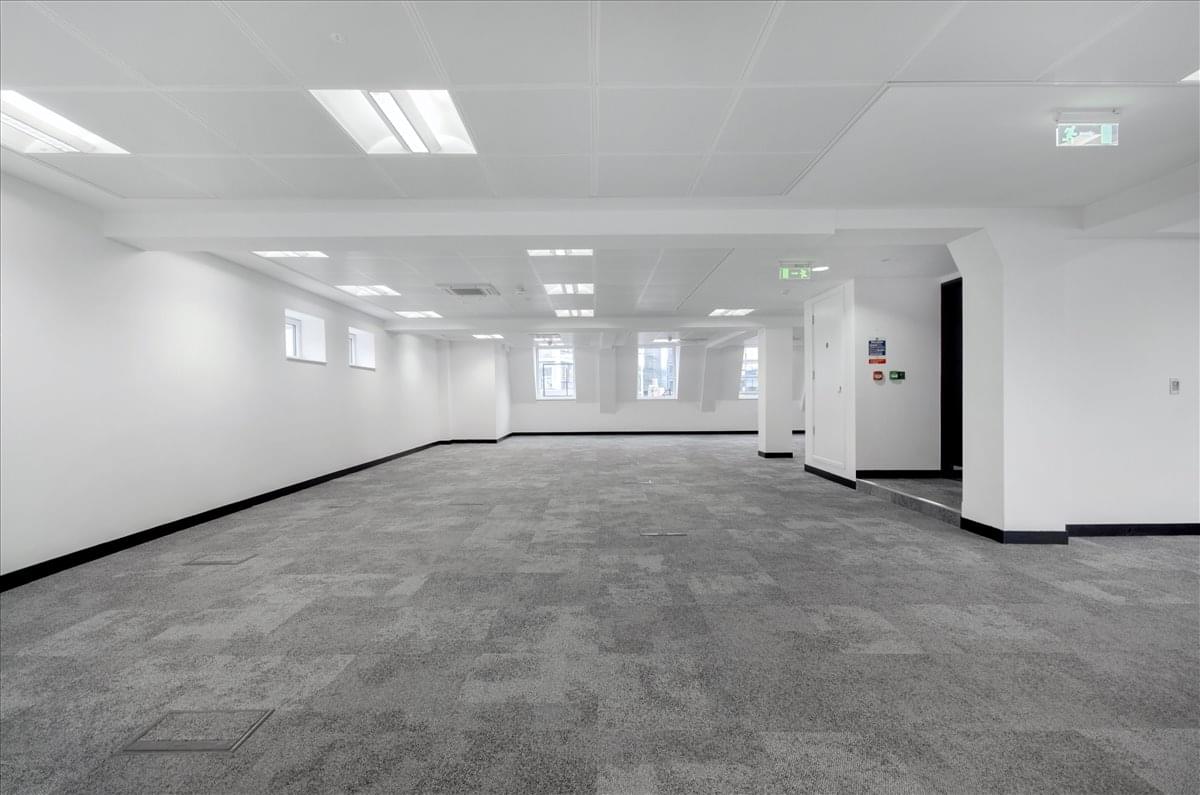 Image of the workspace at Bouverie House, 154- 60 Fleet Street EC4A 2DQ
