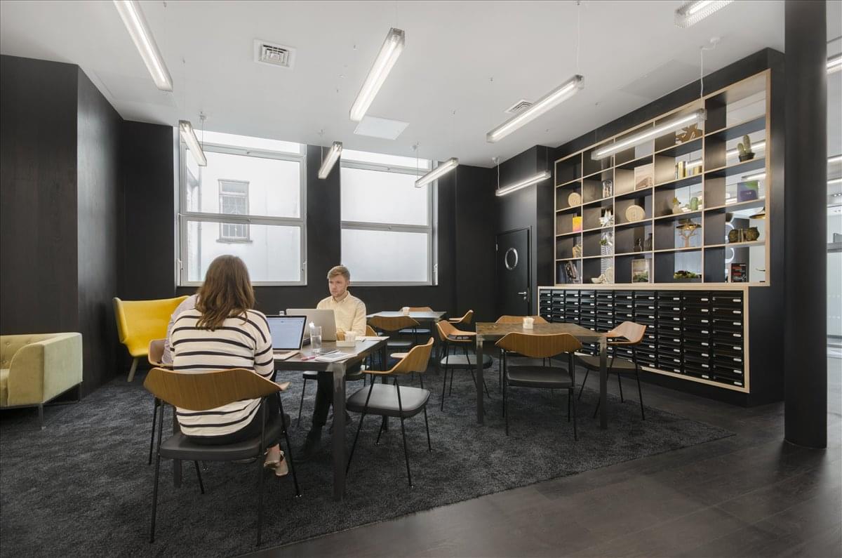 Photo of the workspace available at Bouverie House, 154- 60 Fleet Street EC4A 2DQ