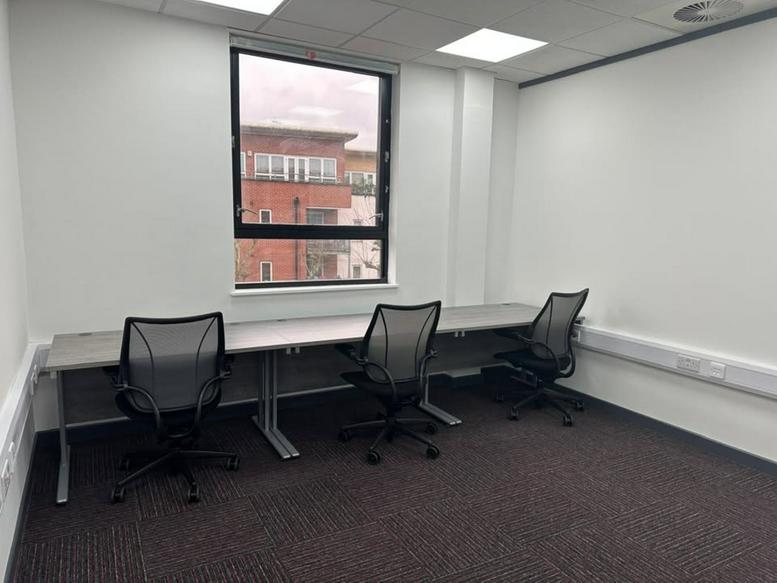 Facilities furnishings & layout of the office for rent at CECOS  House, 11 Kirkdale Road Bushwood E11 1HP