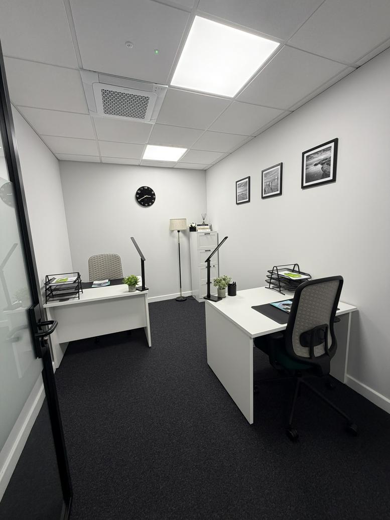 Image of an office at CEME Business Campus Marsh Way RM13