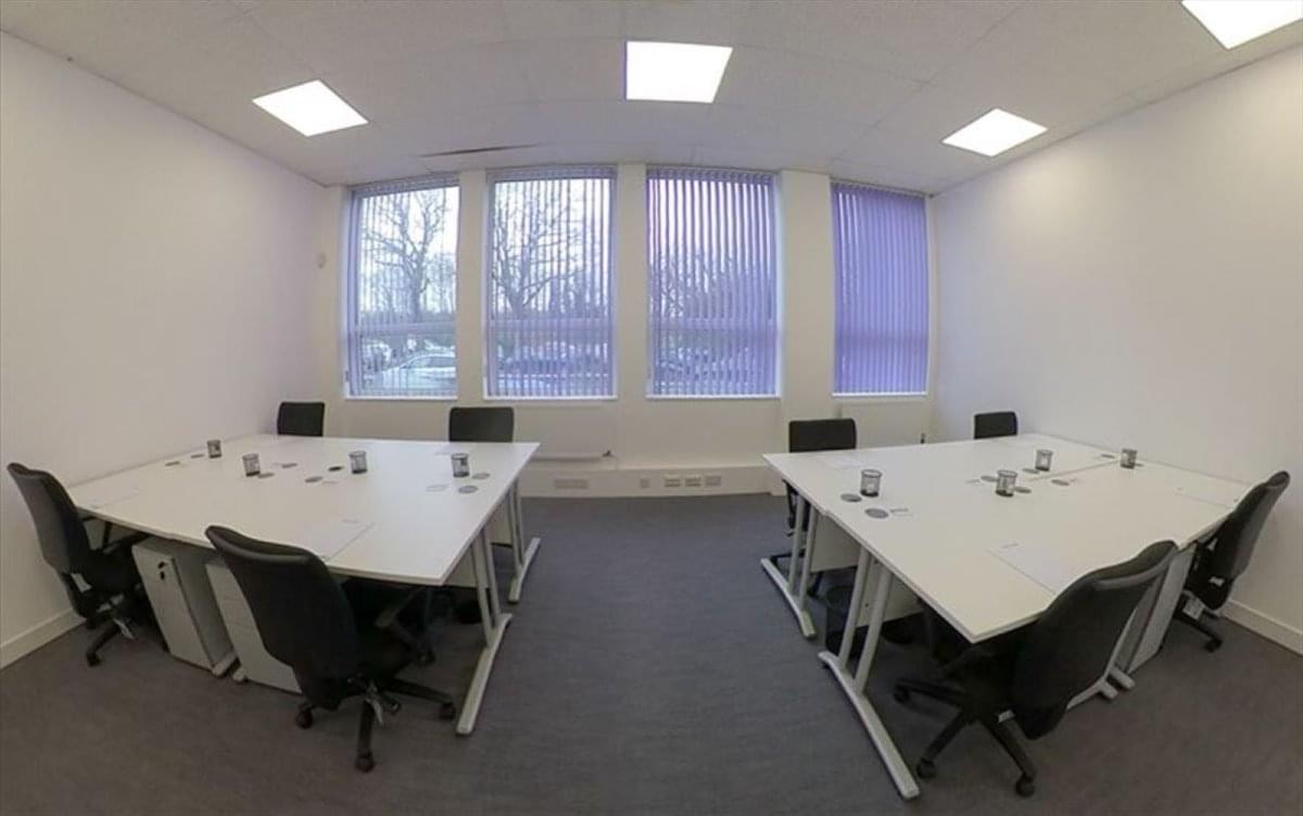 Image of the workspace at CP House, Otterspool Way, Watford Bypass WD25 8HP