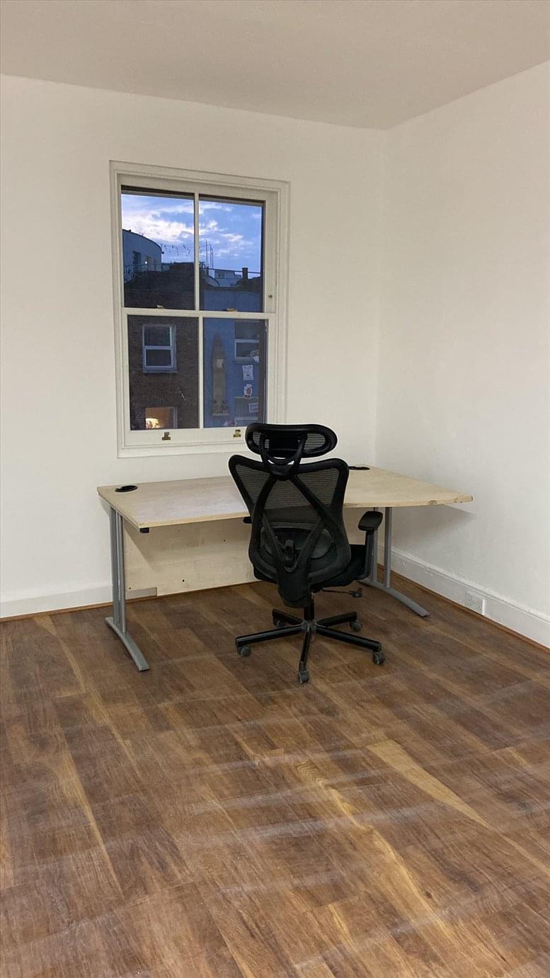 Image of the workspace at Camden High Street NW1 8QS