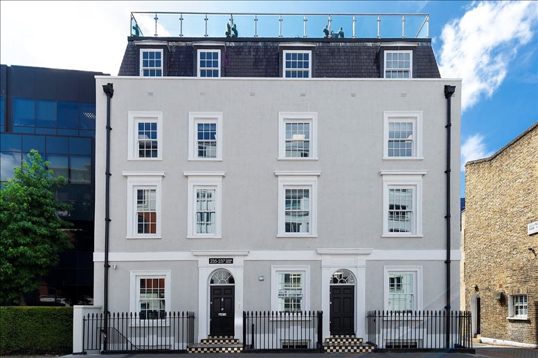 Image of an office at Carlyle House, 235-237 Vauxhall Bridge Road SW1V 1EJ