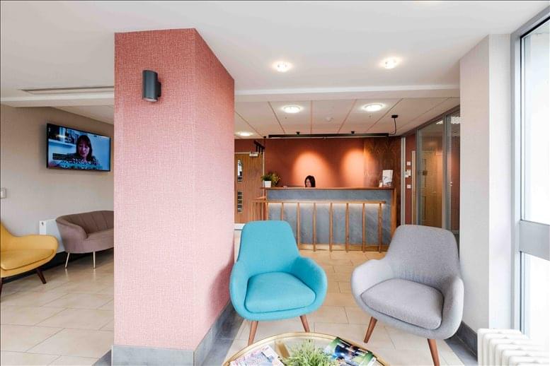 Photo of an office at Churchill House, 120 Bunns Lane NW7 2AS