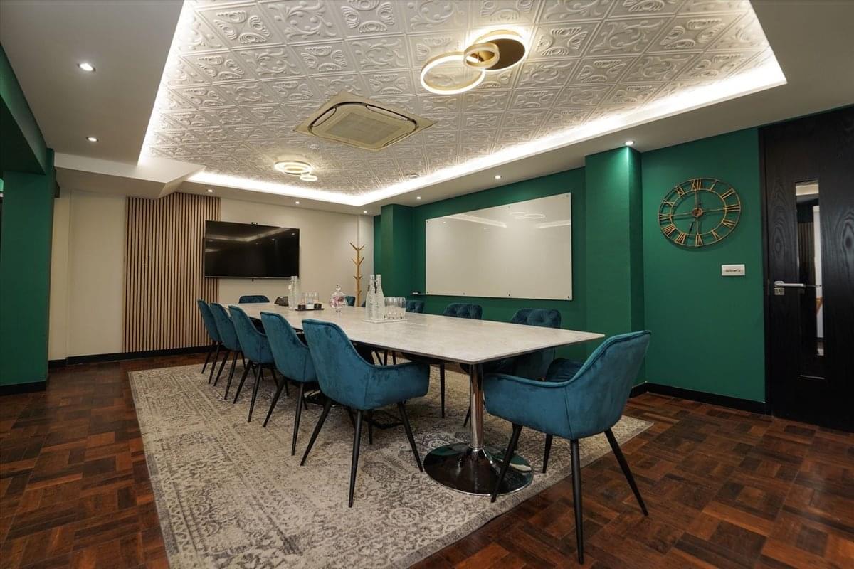 Image of the workspace at City Bridge House, 57 Southwark Street, Southwark SE1 1RU