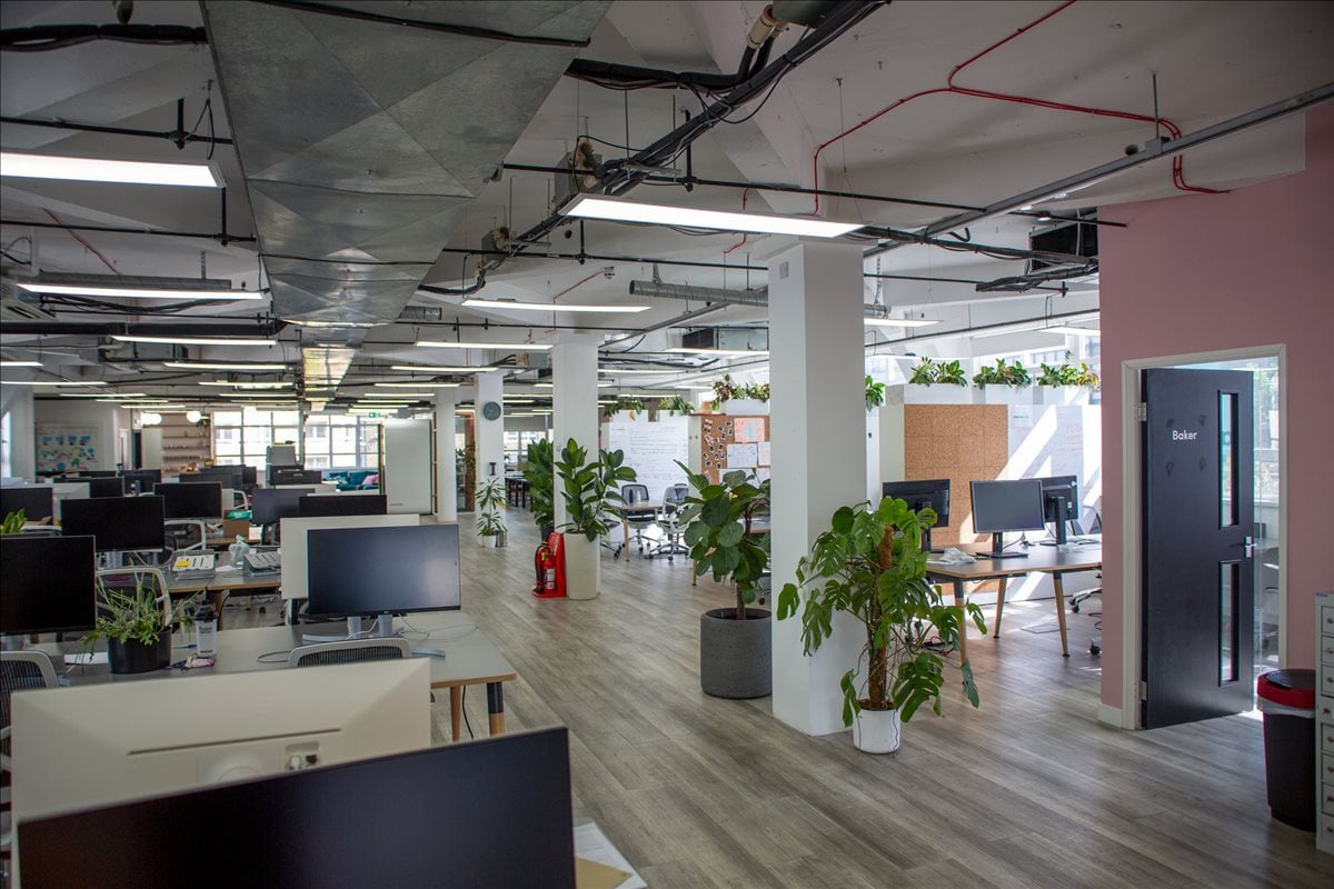 Photo of an office at Classic House, 180 Old Street EC1V 9BP