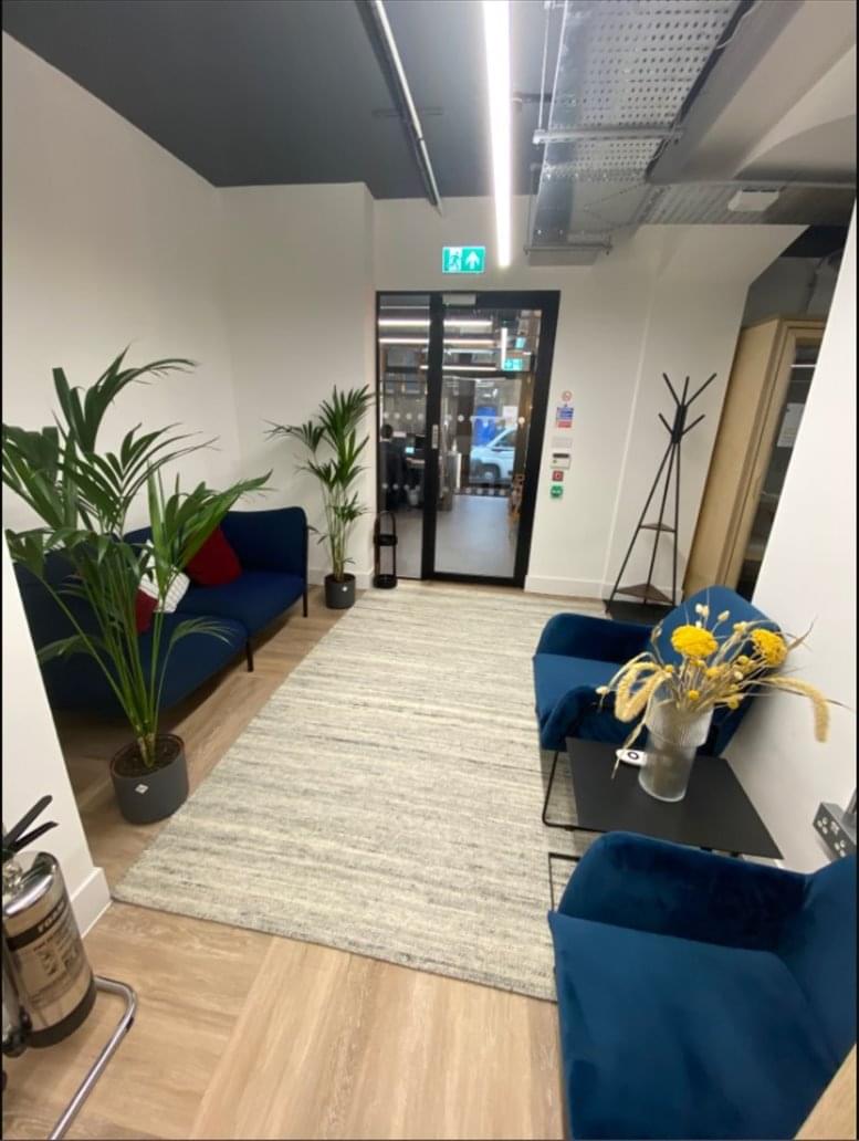 Photo of an office at Clerks Court, 18-20 Farringdon Lane, Farringdon EC1R 3AU