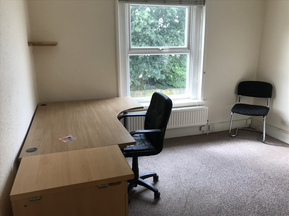 Image of the workspace at Coltwood House, 2 Tongham Road GU10 1PH