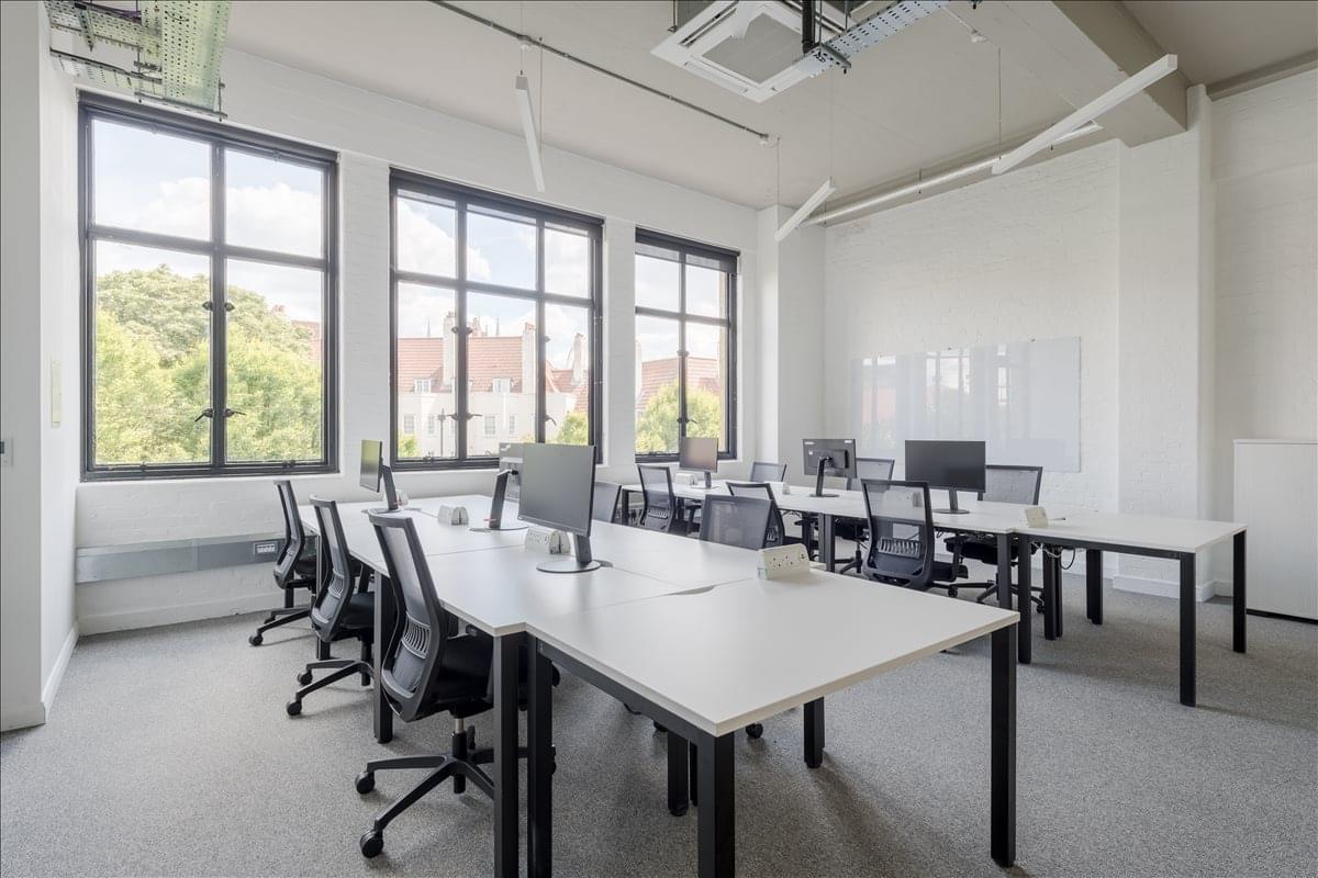 Photo of an office at Connolly Works, 41-43 Chalton Street, Kings Cross NW1 1JD