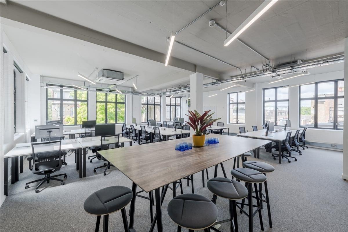 Photo of an office at Connolly Works, 41-43 Chalton Street, Kings Cross NW1 1JD