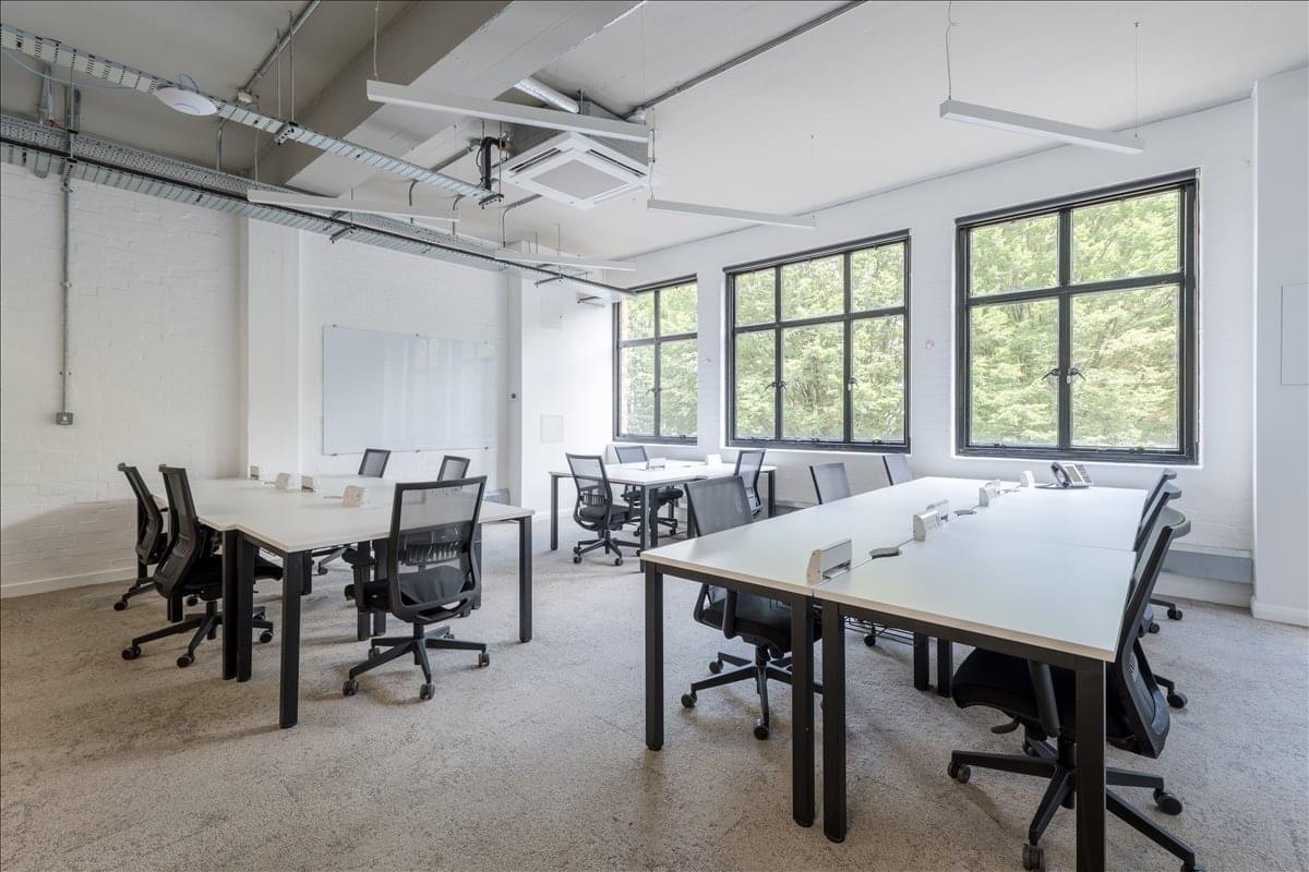 Photo of an office at Connolly Works, 41-43 Chalton Street, Kings Cross NW1 1JD