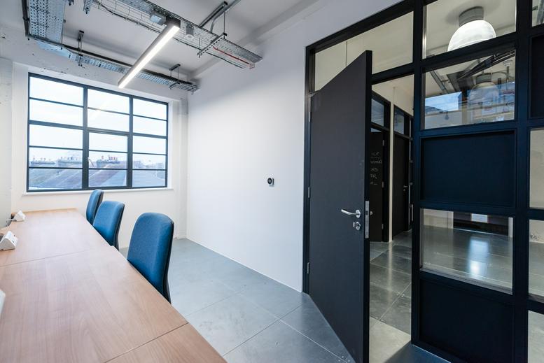 Photo of an office at Creative Works, 7 Blackhorse Road E17 6DS