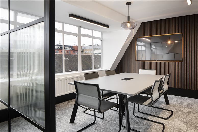 Image of an office at Cromwell House, 14 Fulwood Place WC1V 6HZ