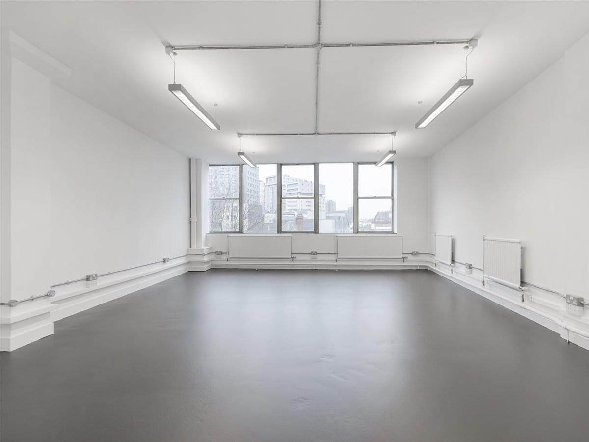 Image of the workspace at E1 Studios, 7 Whitechapel Road, Shadwell E1 1DU