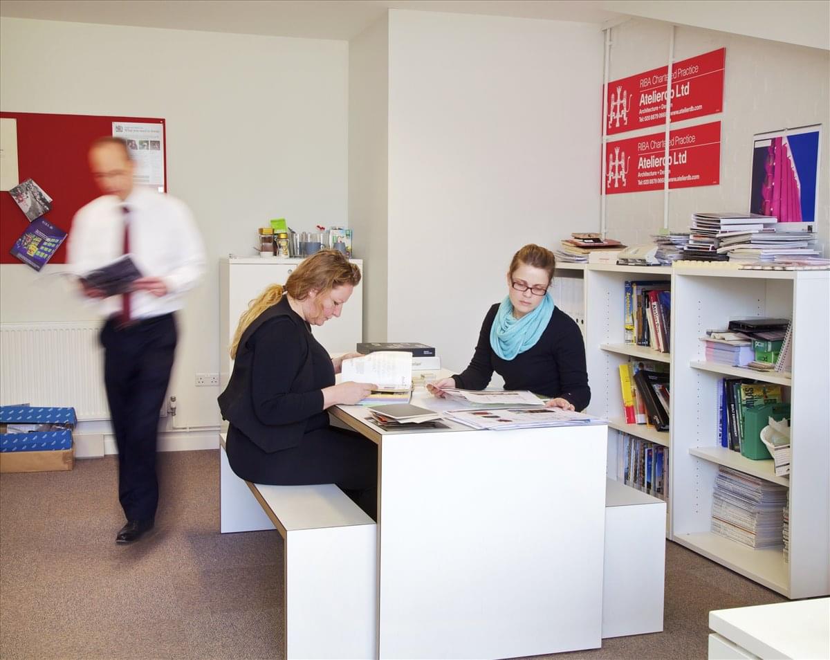 Photo of an office at Earlsfield Business Centre, 9 Lydden Road SW18 4LT