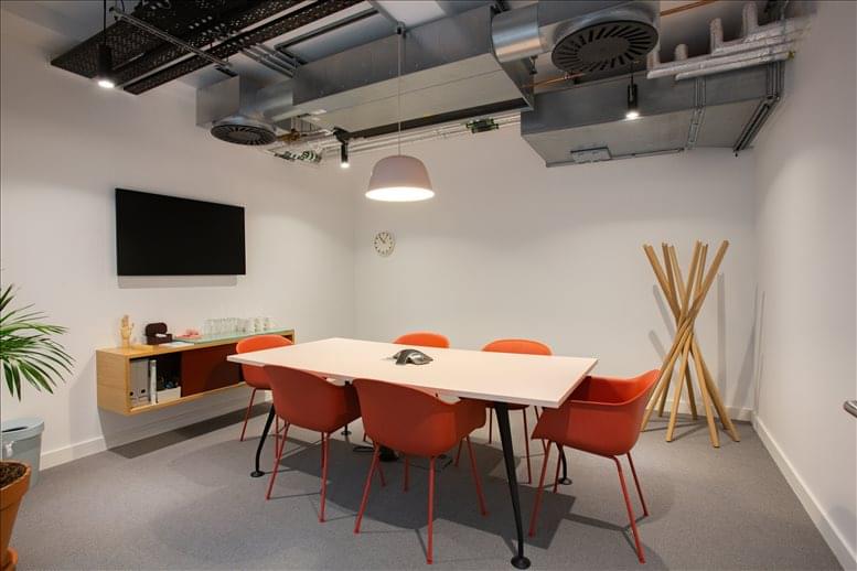 Image of the workspace at Epworth House, 25 City Road, Shoreditch EC1Y 1AA