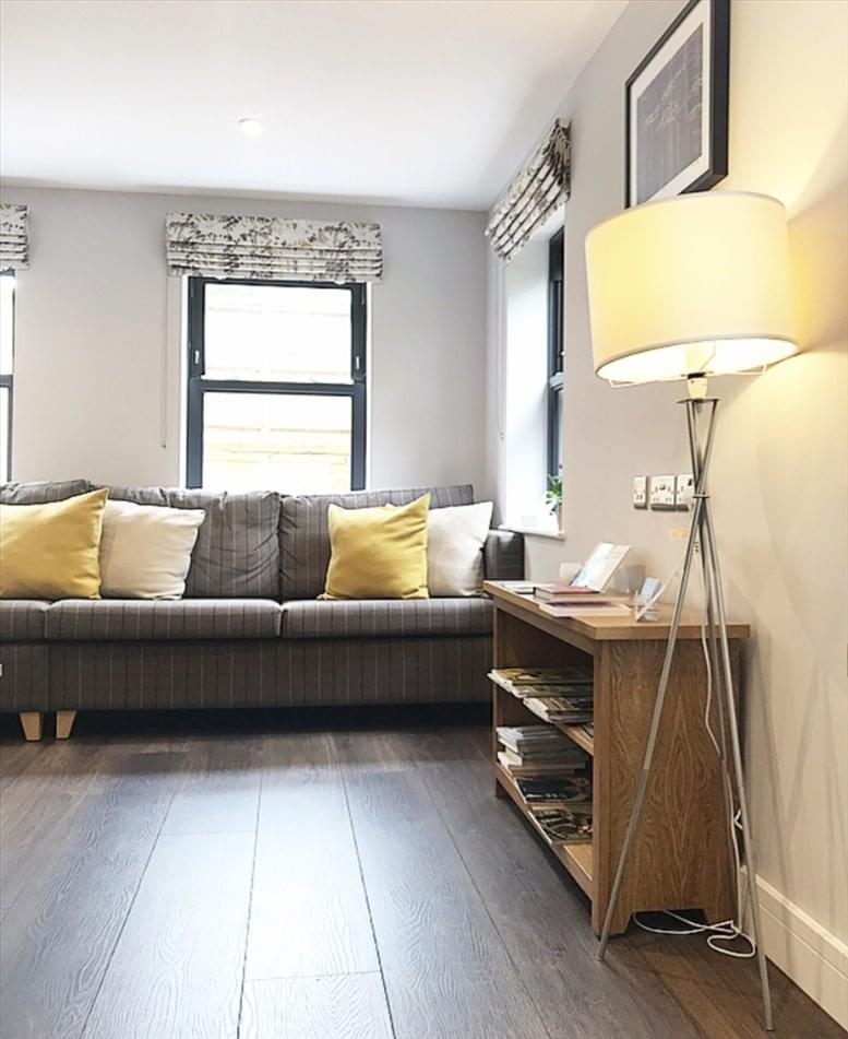Image of the workspace at Esher Groves, 13-17 Church Street, Esher KT10 8QS