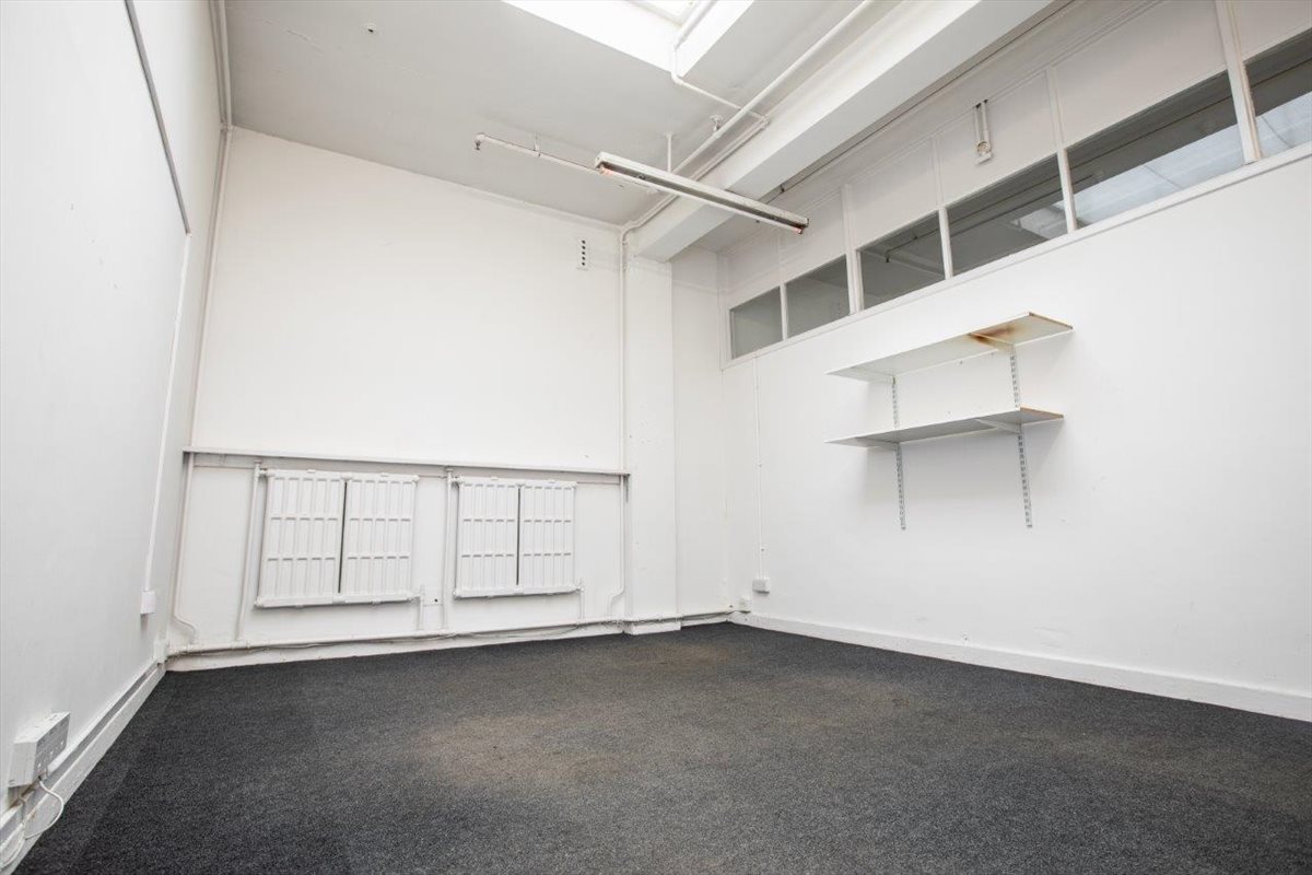 Facilities furnishings & layout of the office for rent at First Way, Wembley Stadium Industrial Estate HA9 0JD