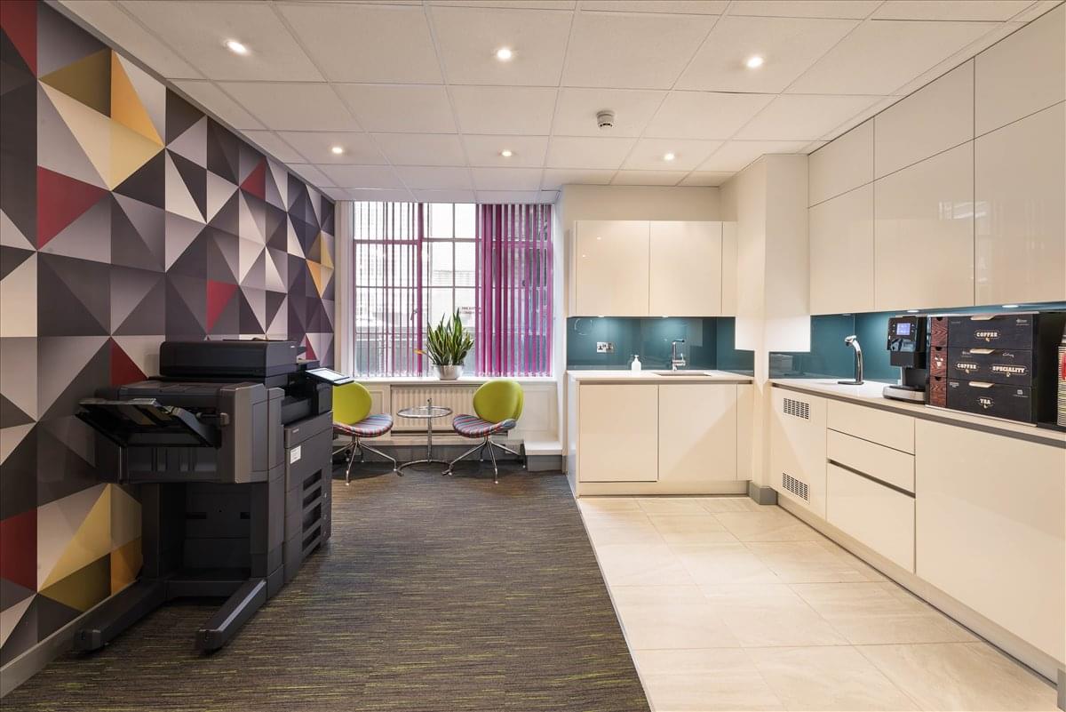 Facilities furnishings & layout of the office for rent at Gilmoora House, 57-61 Mortimer Street W1W 8HS