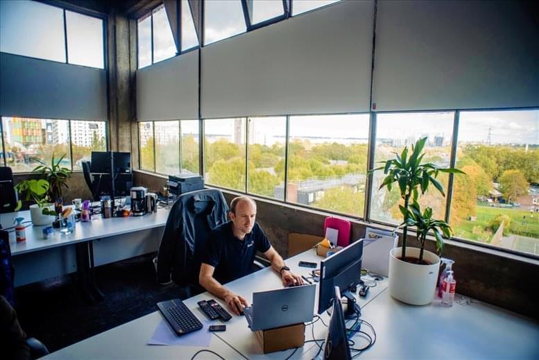 Image of the workspace at High Cross Centre, 1 Fountayne Road N15 4BE