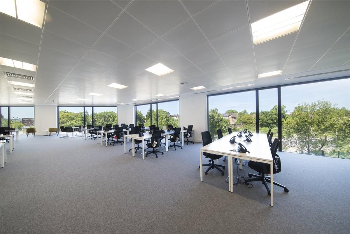 Image of the workspace at Interchange House, 81-85 Station Road CR0 2AJ