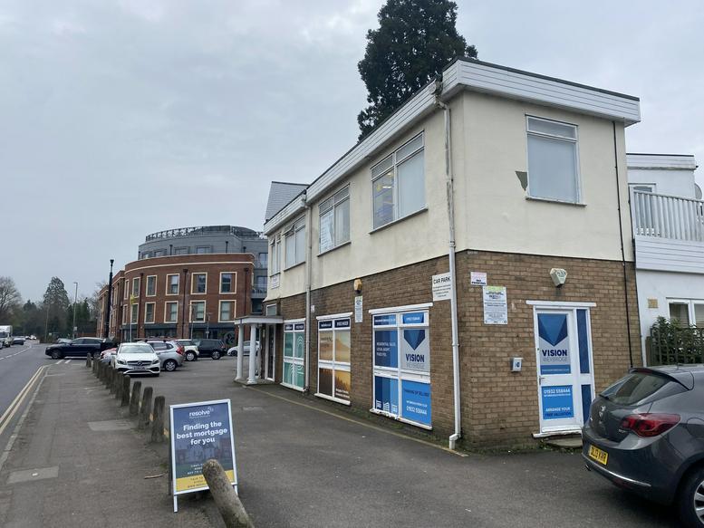 Investment House, 28, Queens Road Private & Serviced Offices in Chessington