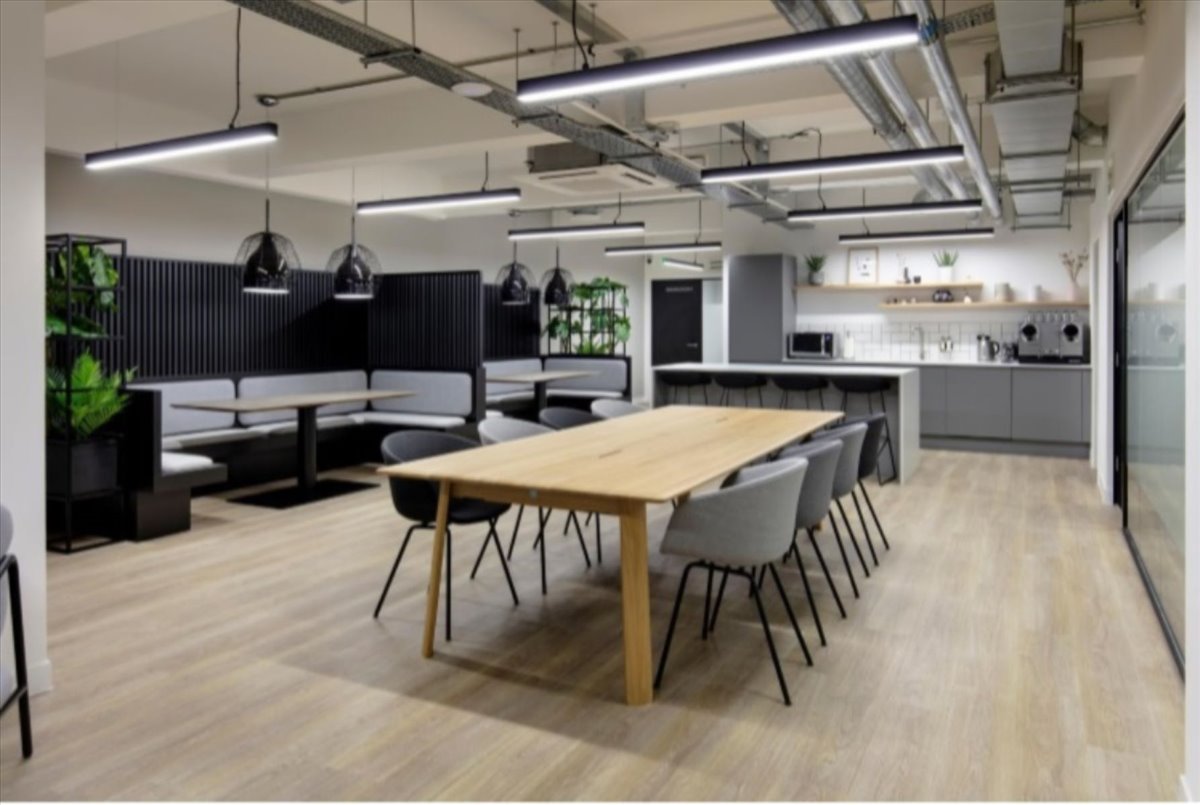 Photo of the workspace available at Kenrick House, 66-67 Newman Street W1T 3EQ