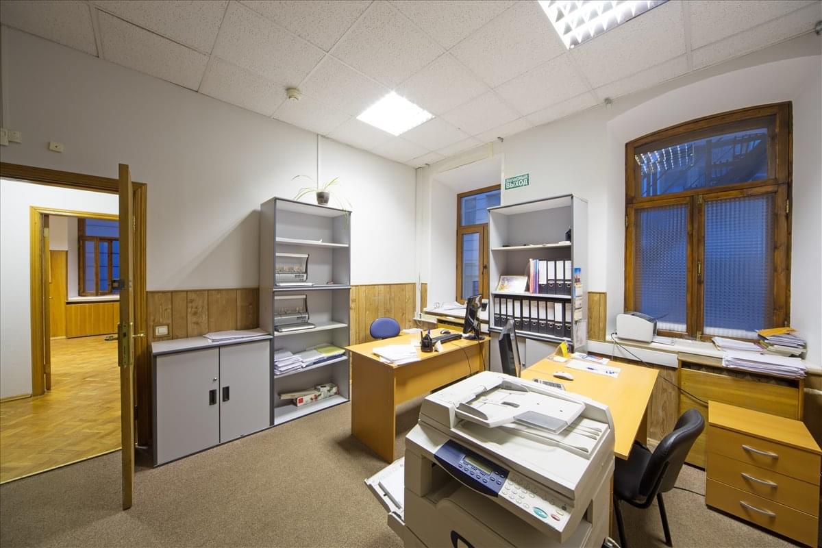 Photo of the office space available at Knotel, 18 Farringdon Lane EC1R 3AH