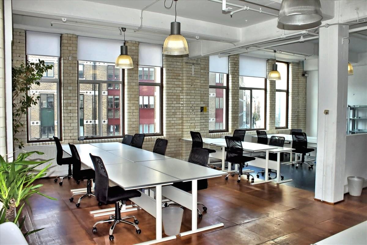 Image of an office at Larna House, 116 Commercial Street, Spitalfields E1 6NF