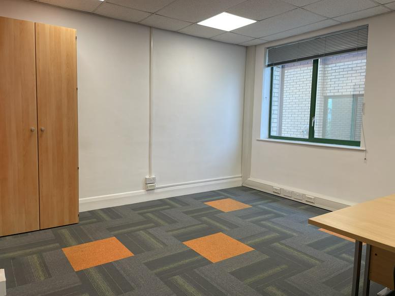 Photo of an office at Laser Quay, Culpeper Close ME2 4HU