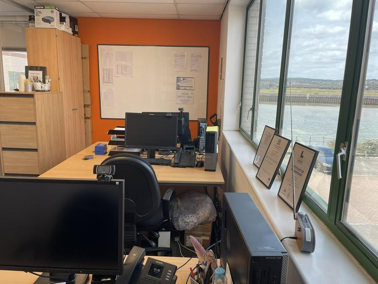 Photo of an office at Laser Quay, Culpeper Close ME2 4HU