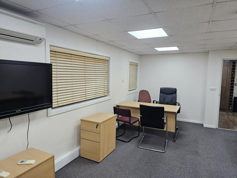 Image of the workspace at Leverford House, 219, Kingsbury Road NW9 8XG