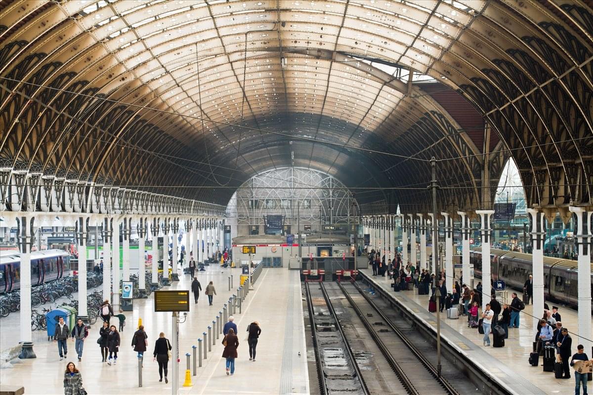 Facilities furnishings & layout of the office for rent at London Paddington Station, 19 Eastbourne Terrace W2 6LG