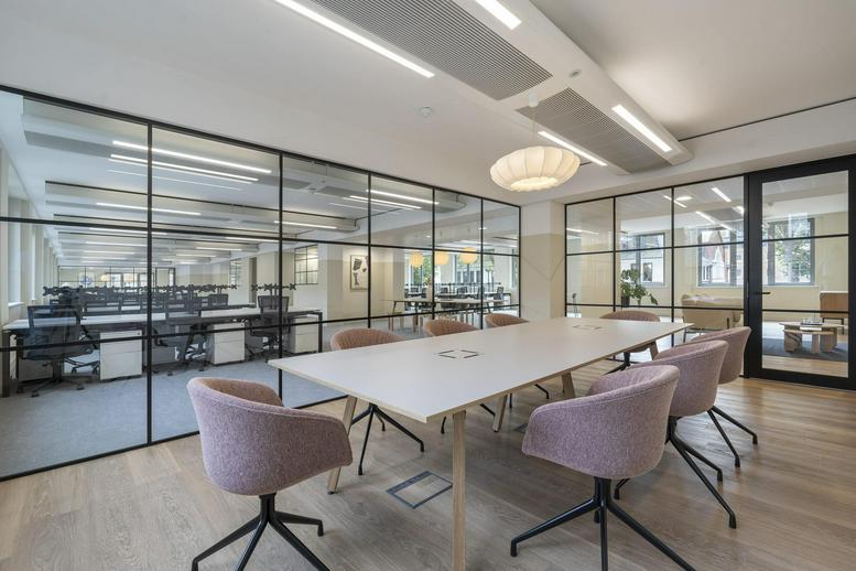 Photo of the office space available at Lynton House, Tavistock Square WC1H 9LT