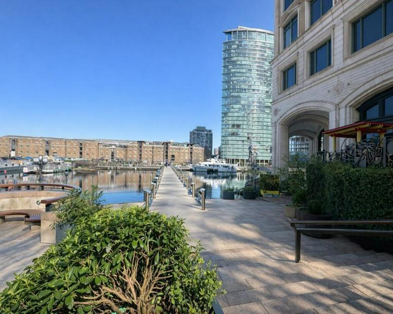 Photo of an office at Marsh Wall, Canary Wharf E14 4HD