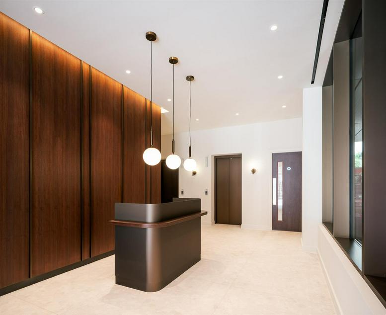 Image of the workspace at Maya House, 134-138, Borough High Street SE1 1LB