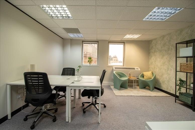 Photo of the office space available at Meridien House, 42-43 Upper Berkeley Street W1H 5QL