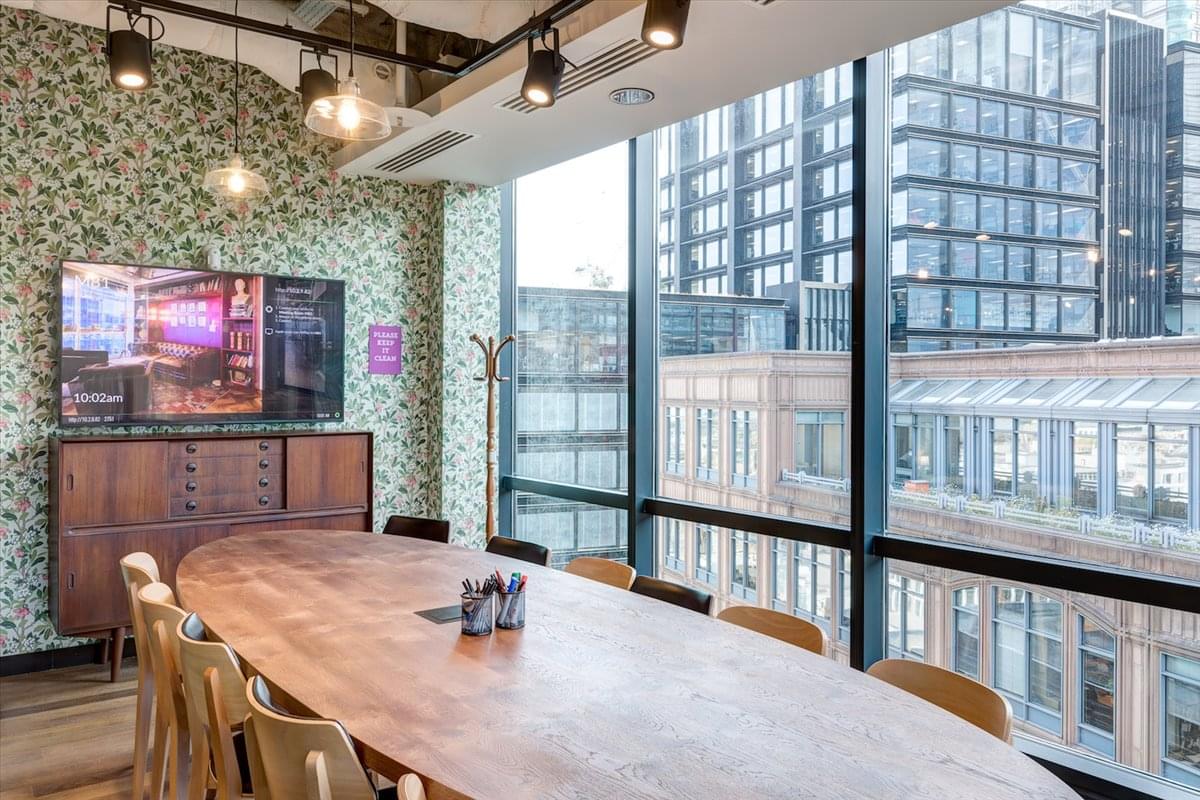Photo of an office at Mindspace, 9 Appold Street EC2A 2AP