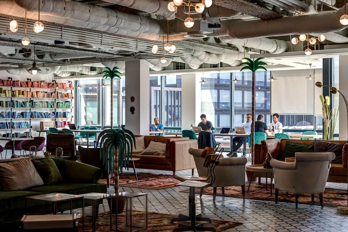 Image of an office at Mindspace, 9 Appold Street EC2A 2AP
