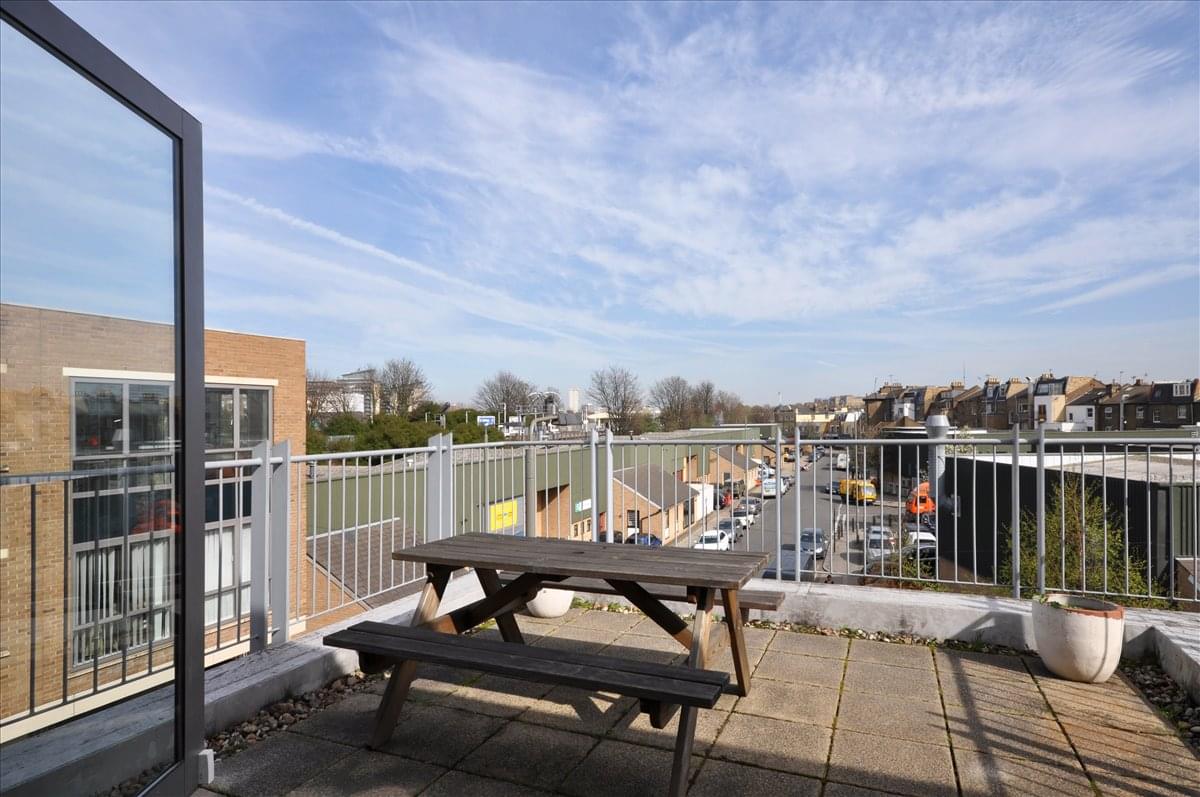 Image of the workspace at Morie Street Studios, 4-6 Morie Street, Wandsworth Old Town SW18 1SL
