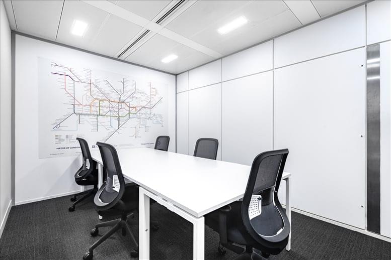 Image of the workspace at New London House, 6 London Street EC3R 7AD