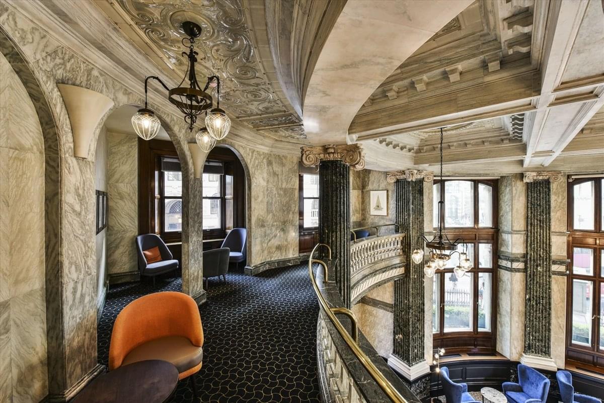 Photo of an office at No 1 Cornhill EC3V 3ND