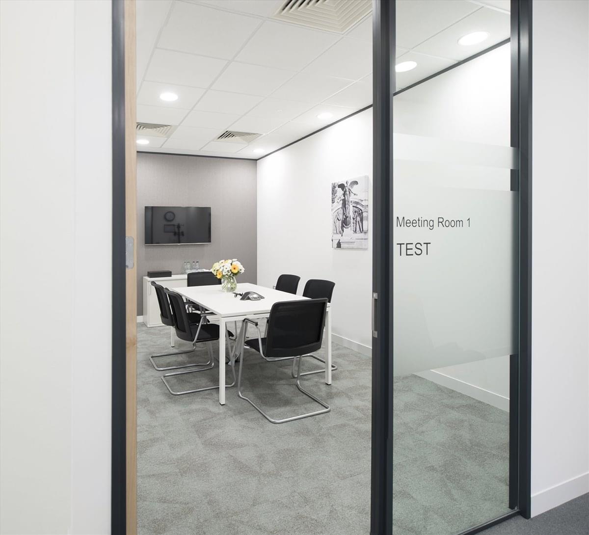 Facilities furnishings & layout of the office for rent at One Elmfield Park, Bromley BR11LU