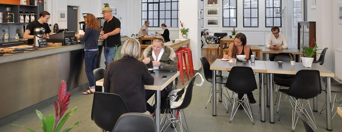 Image of an office at Parkhall Business Centre, 40 Martell Road, West Dulwich SE21 8EN