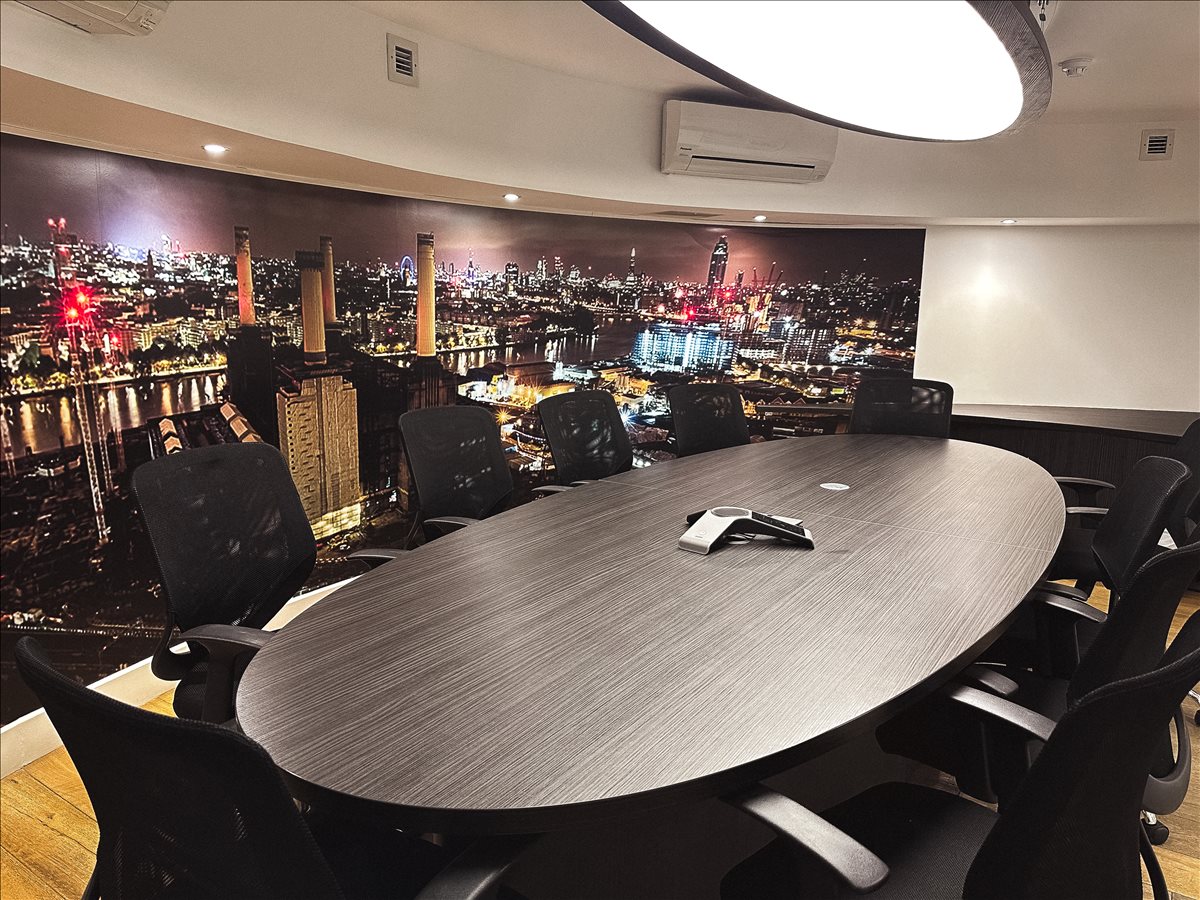 Photo of the office space available at Penhurst House, 352-356 Battersea Park Road SW11 3BY