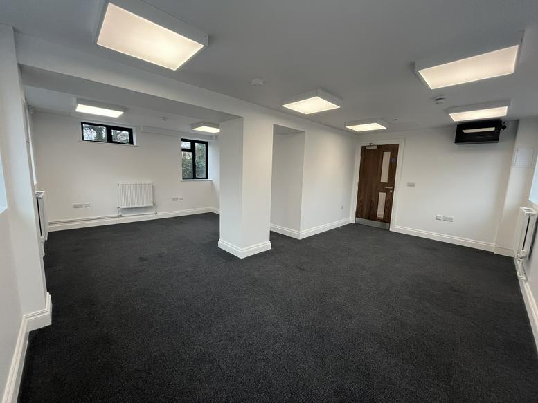 Image of the workspace at Queen Victoria House, 794 Cranbrook Road IG6 1HZ