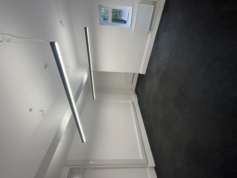 Photo of the workspace available at Queen Victoria House, 794 Cranbrook Road IG6 1HZ